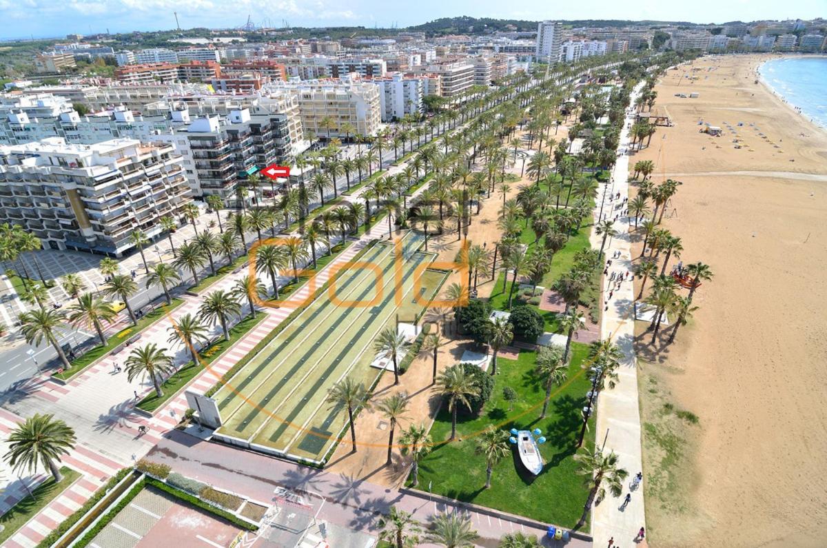 살루 New Maria Anagabu Planet Costa Dorada 아파트 외부 사진